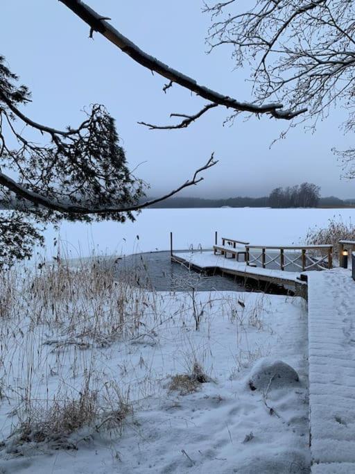 Villa Korppi Kirkkonummi Buitenkant foto