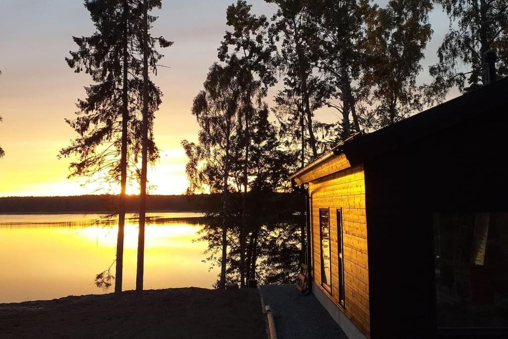 Villa Korppi Kirkkonummi Buitenkant foto